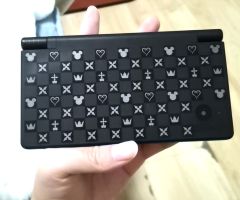 Nintendo-DSi-Housing-Case-Replacement-Shells-Multi-Color-NDSi-Enclosure-Cover-Plates-Stylus-Buttons-Screen-Protector-Screws-Rubber-Pads-Plugs-Sticker-Full-Desney-Kingdom-Hearts_02