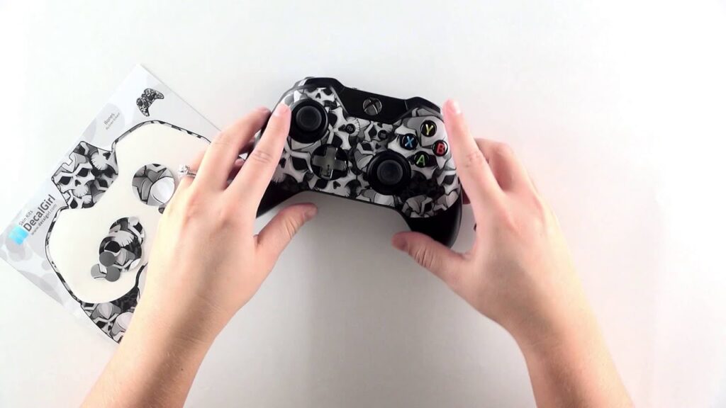 Skinning Your Xbox One Controller with a skin from DecalGirl
